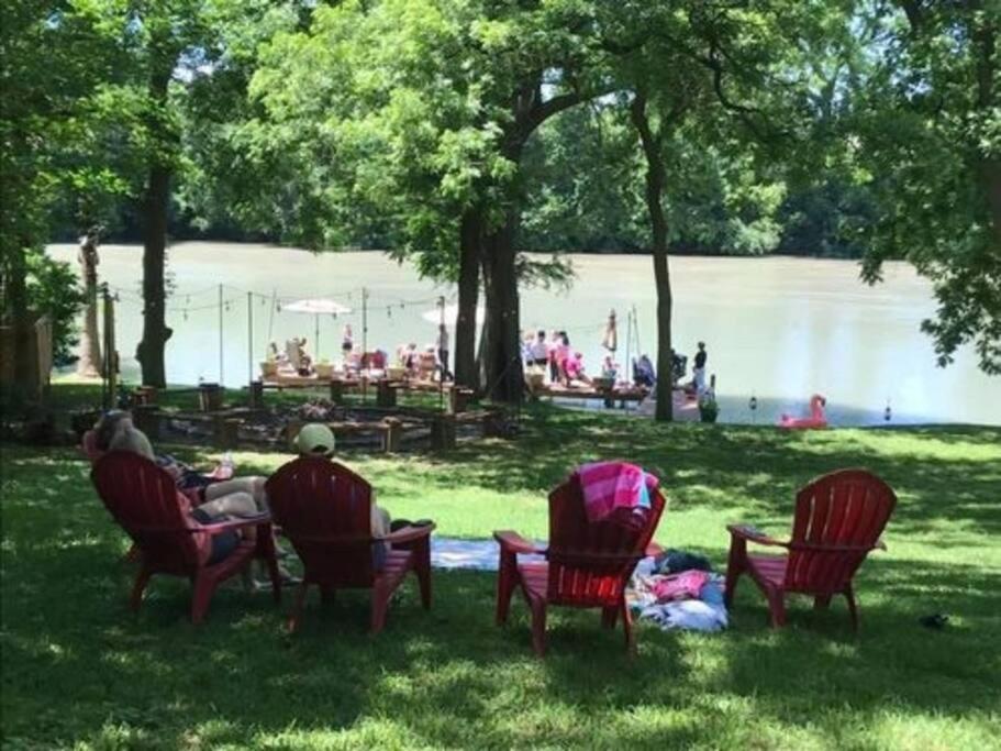The River Haven - Sleeps 32 - On Guadalupe River Seguin Bagian luar foto