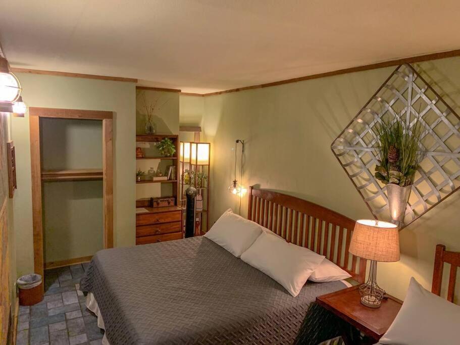 The River Haven - Sleeps 32 - On Guadalupe River Seguin Bagian luar foto